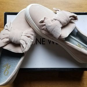 Womens Size 7.5 - Nine West Rose Platform Sneaker